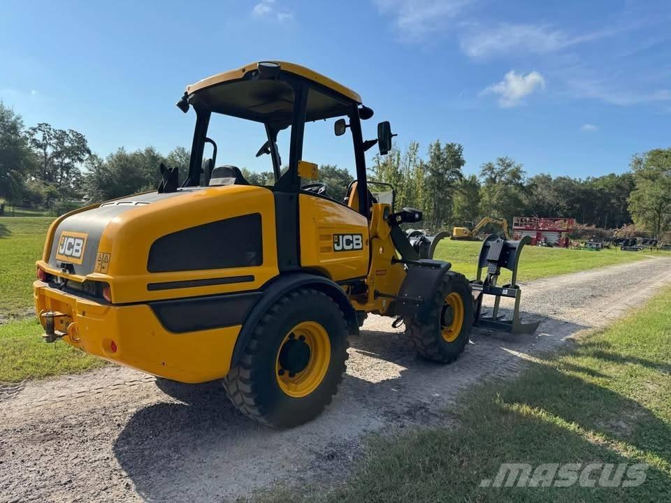 JCB 407 Wheel Loaders