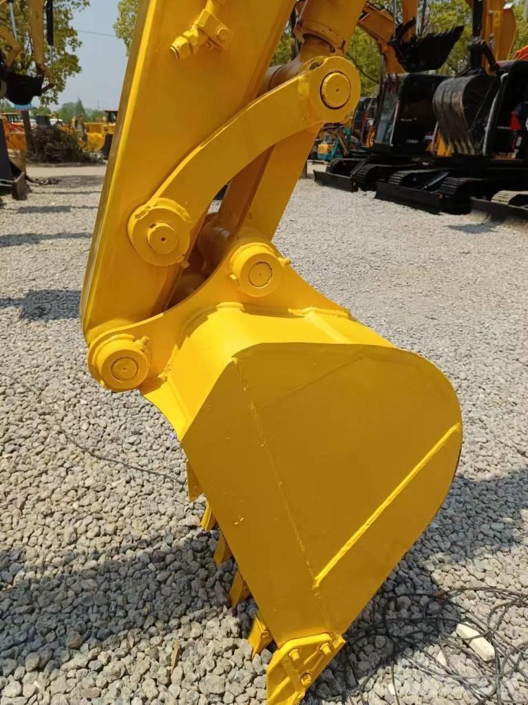 Komatsu PC 70 Mini excavators  7t - 12t