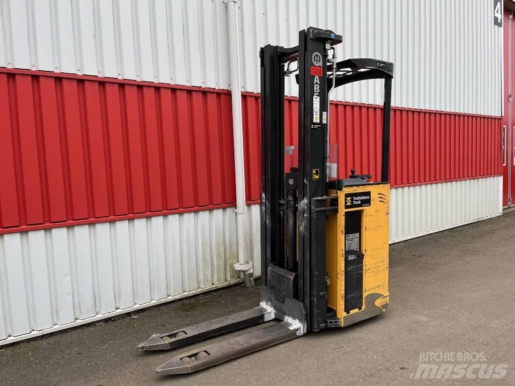 Abeko SA 1350TTFYI Self Propelled Stackers