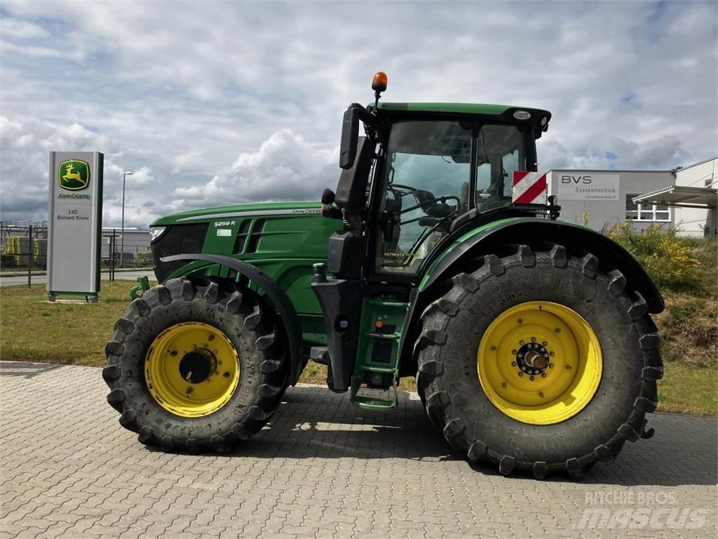 John Deere 6250R Tractors