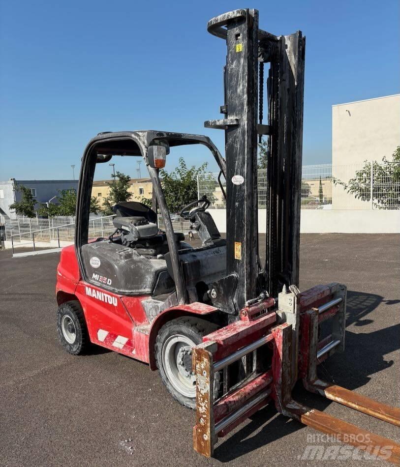 Manitou MI 35 D Diesel Forklifts