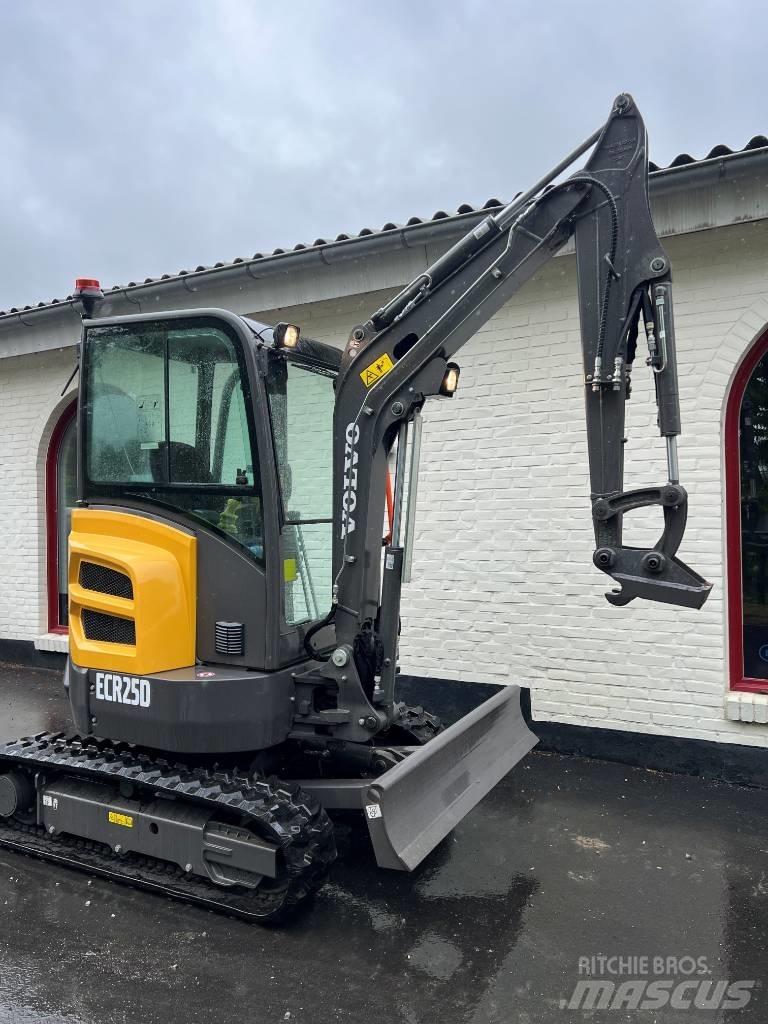 Volvo ECR 25 D Mini Excavators <7t (Mini Diggers)