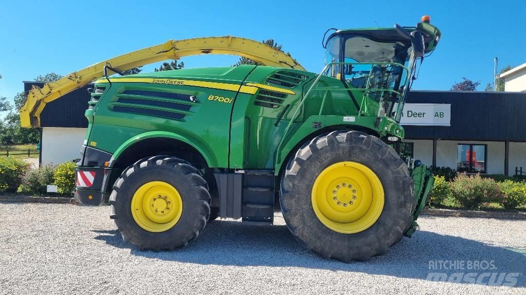 John Deere 8700i Foragers