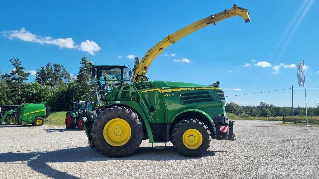 John Deere 8700i Foragers