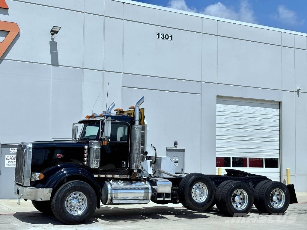Peterbilt 357 Conventional Trucks / Tractor Trucks