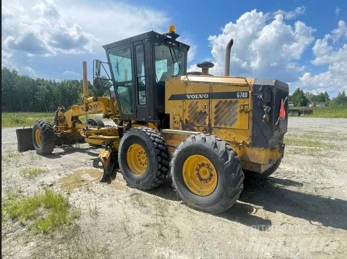 Volvo G 740 Motor Graders