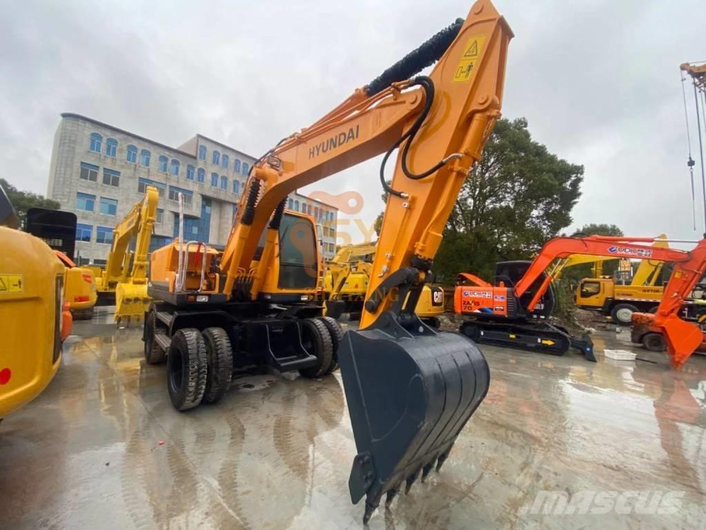 Hyundai 150W-9 Crawler Excavators