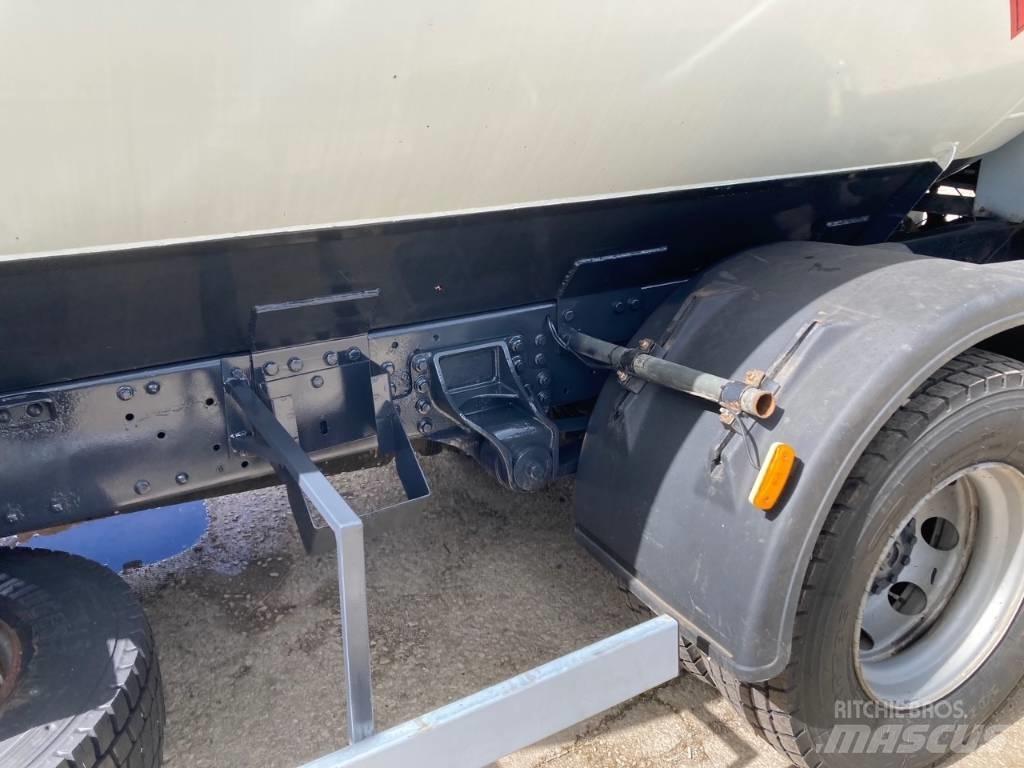 Iveco 135E25 Tank Trucks