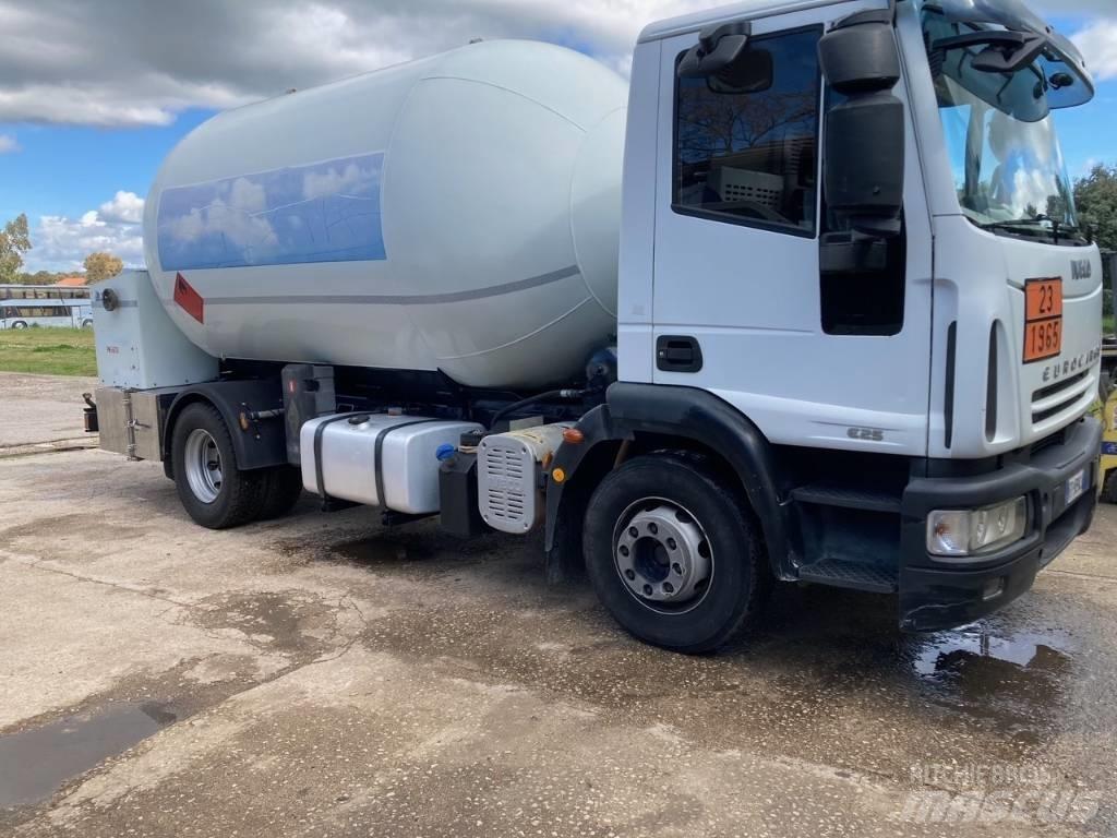 Iveco 135E25 Tank Trucks