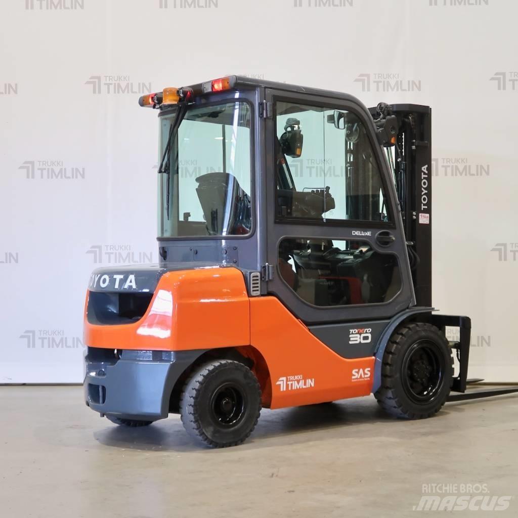 Toyota 02-8FDF30 Diesel Forklifts