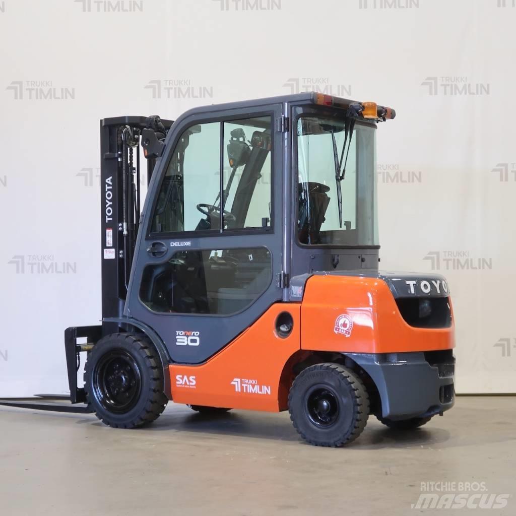 Toyota 02-8FDF30 Diesel Forklifts