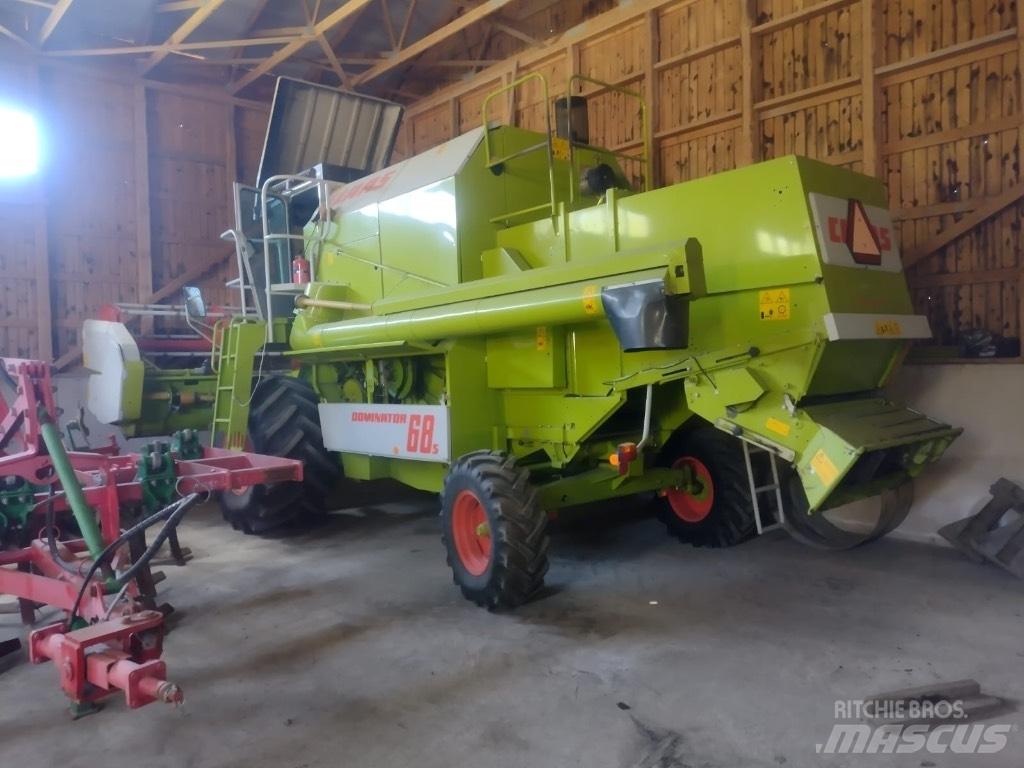 CLAAS 68 S Combine Harvesters