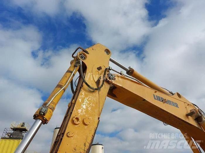 Liebherr R954CHD Other lifts and platforms
