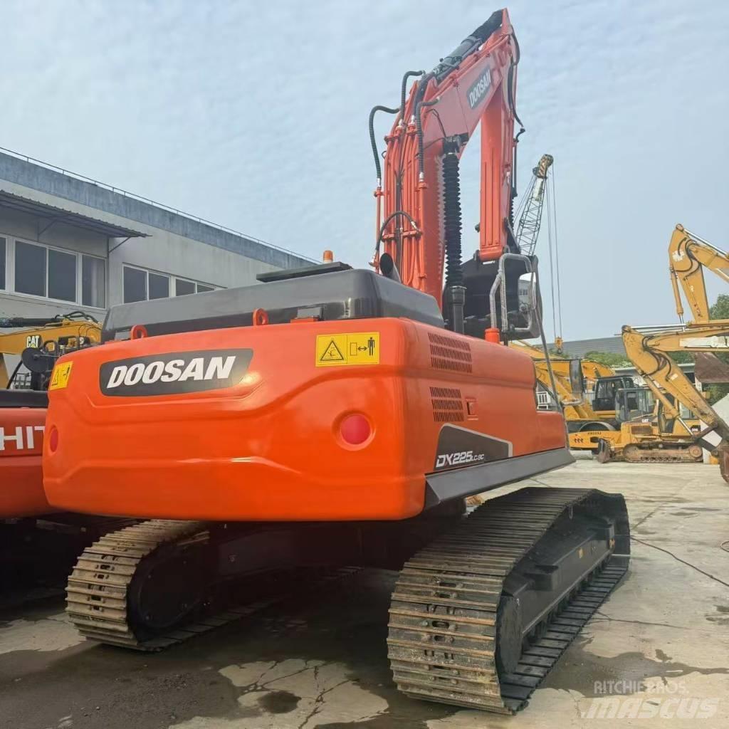 Doosan DX225LC-9C Mini excavators  7t - 12t