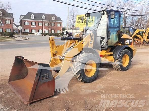 CAT 908H2 Wheel Loaders