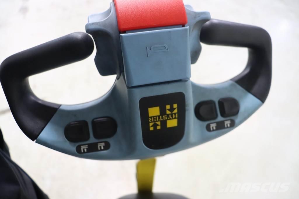 Hyster S1.2-4028 Pedestrian stacker