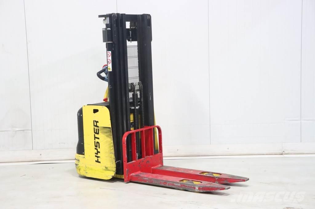 Hyster S1.2-4028 Pedestrian stacker