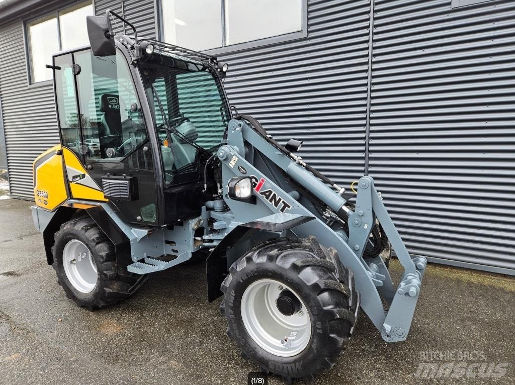 GiANT g3500 x-tra Mini Loader