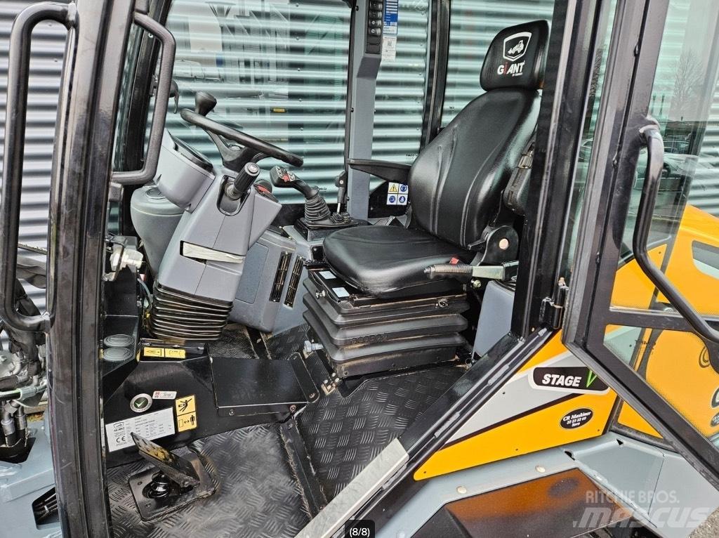 GiANT g3500 x-tra Mini Loader