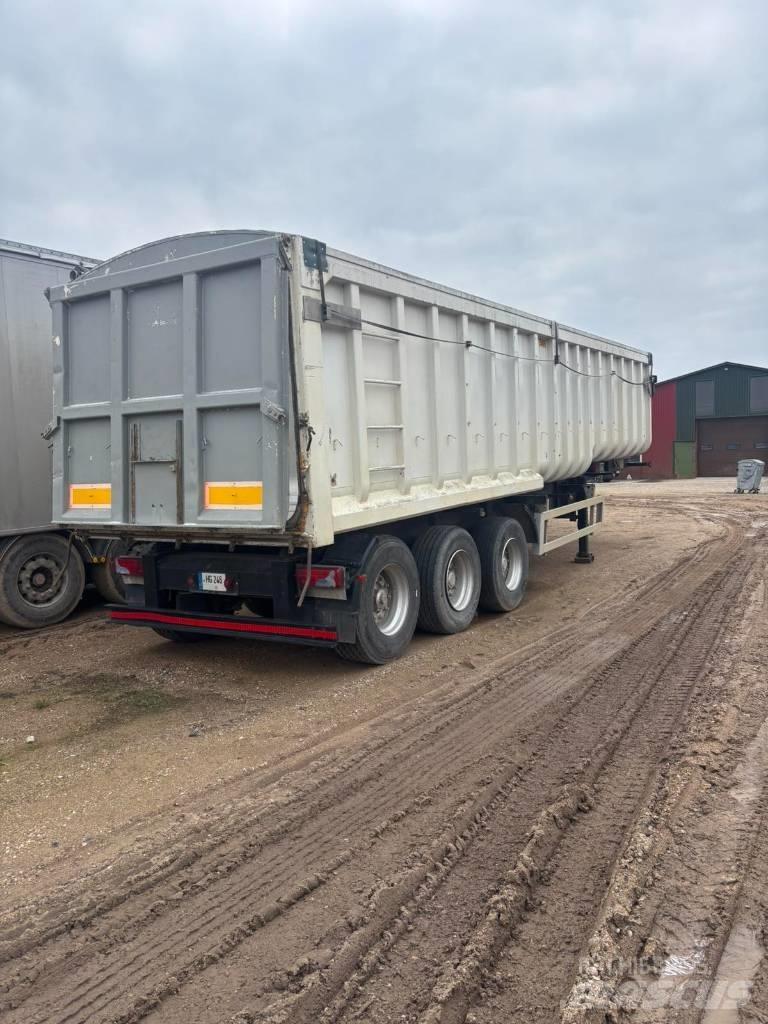 SDC Trailers LTD Curtain  trailers