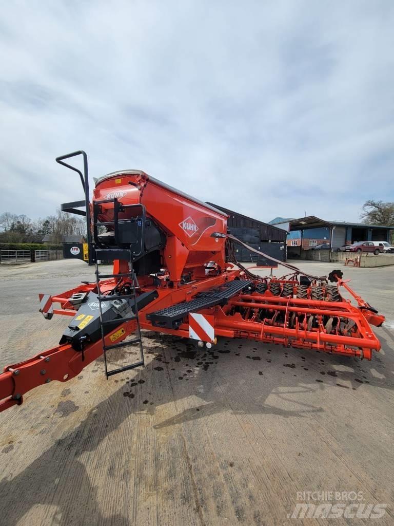 Kuhn Espro 6000 R Farm Drills
