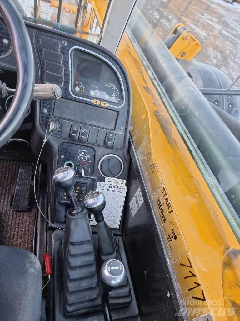 JCB 540-140 Hi-Viz Telescopic Handlers