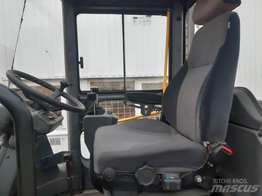 Kalmar DCE150-12 Diesel Forklifts