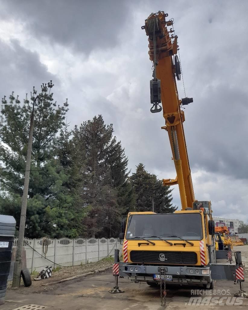 Grove GMK 4075 Mobile and all terrain cranes