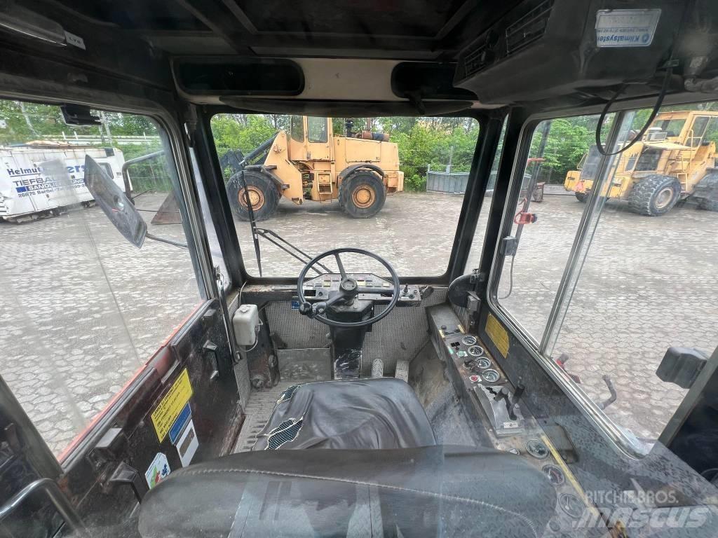 Bollnäs BT25T Shunt Trucks