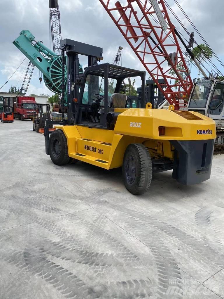 Komatsu FD 160 Diesel Forklifts