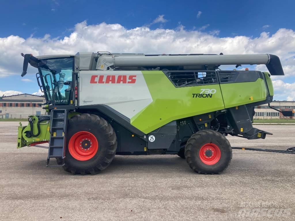 CLAAS Trion 730 Combine Harvesters