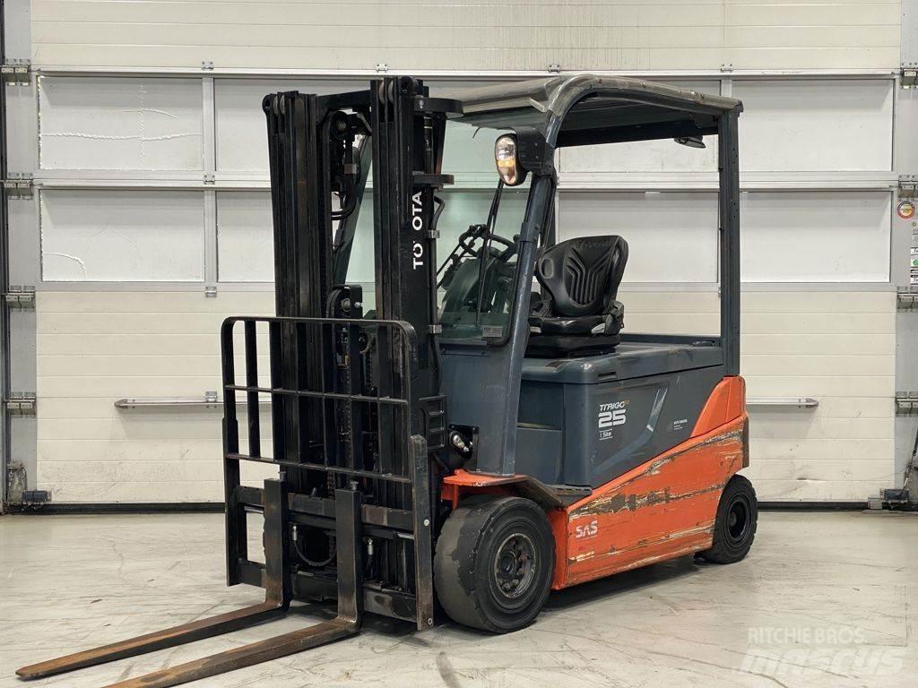 Toyota 8FBMT25 Electric Forklifts