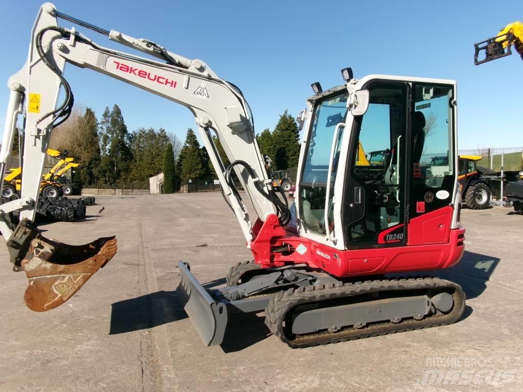 Takeuchi TB 240 Mini Excavators <7t (Mini Diggers)