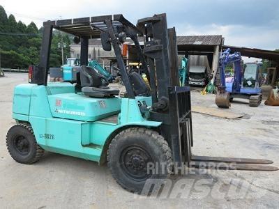 Mitsubishi FD35T-MC Misc Forklifts