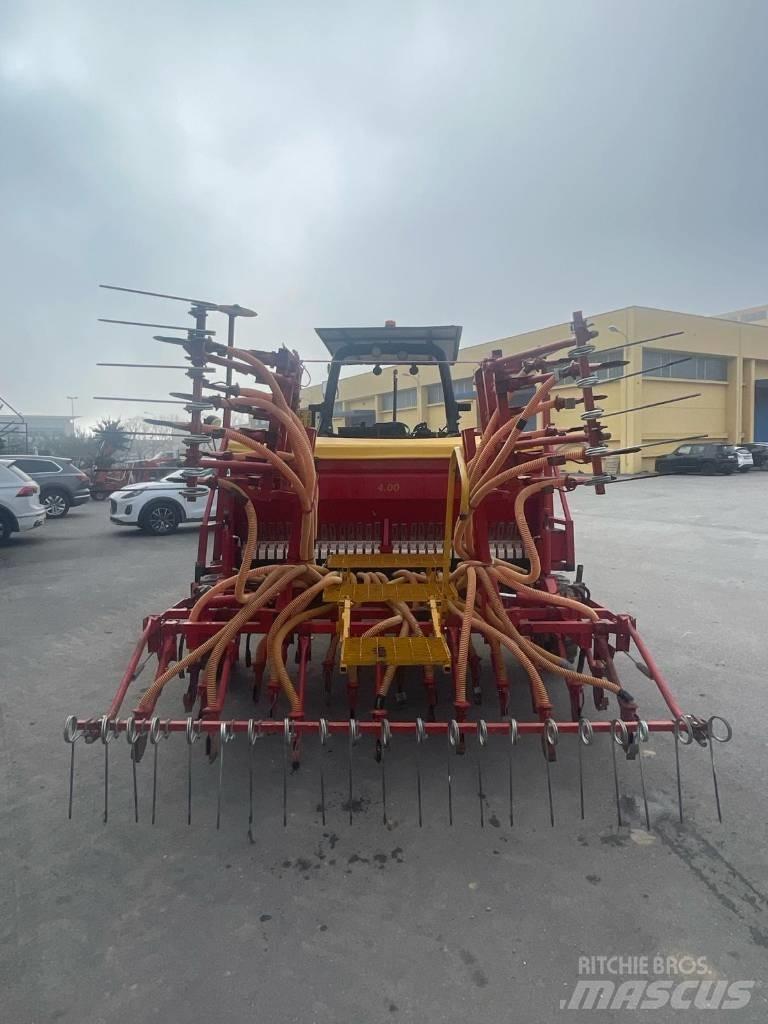  UBALDI PNEUSEM 400 L Farm Drills