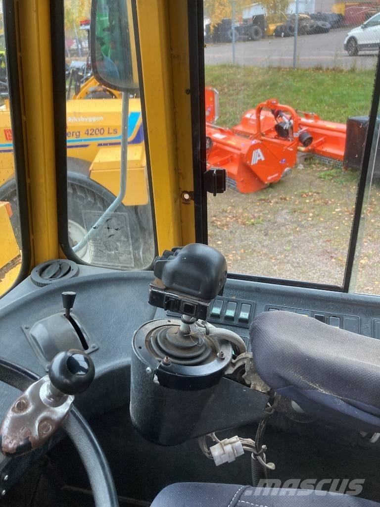 Lundberg 344 T Tool Carriers