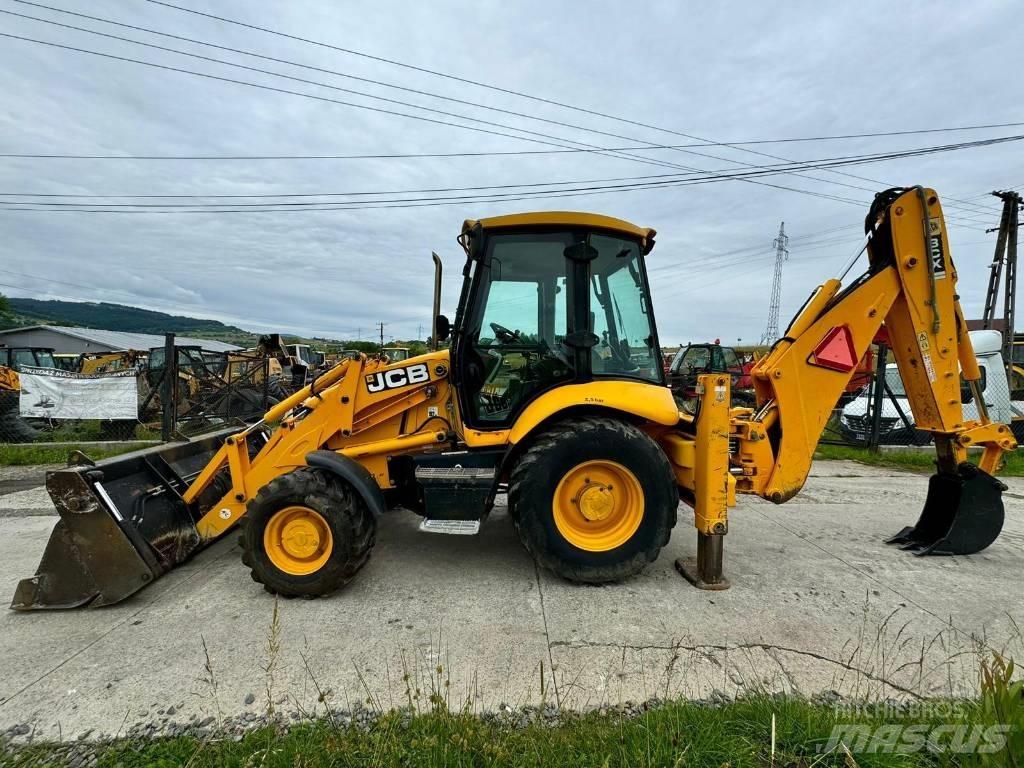 JCB 3CX Backhoe Loaders