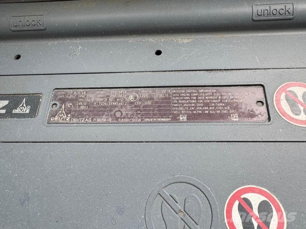 Fuchs MHL 350 S5 Waste / Industry Handlers