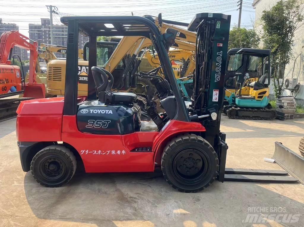 Toyota FD 35 Diesel Forklifts