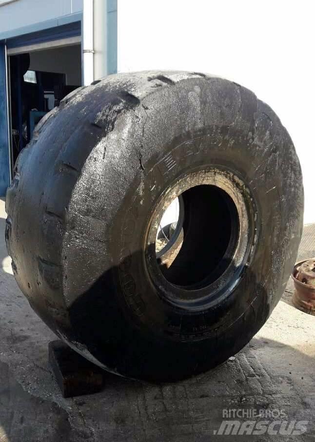 Goodyear 29,5R25 Tires, wheels and rims