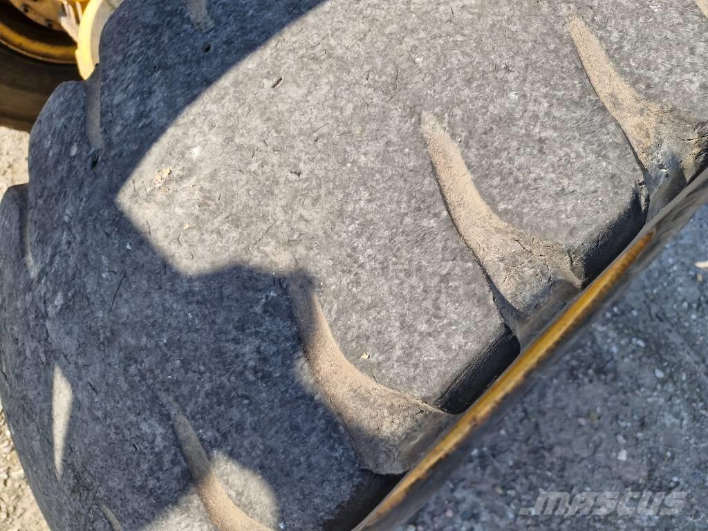 Volvo L 70 E Wheel Loaders