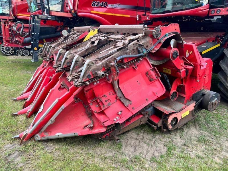 Case IH 8240 Combine Harvesters