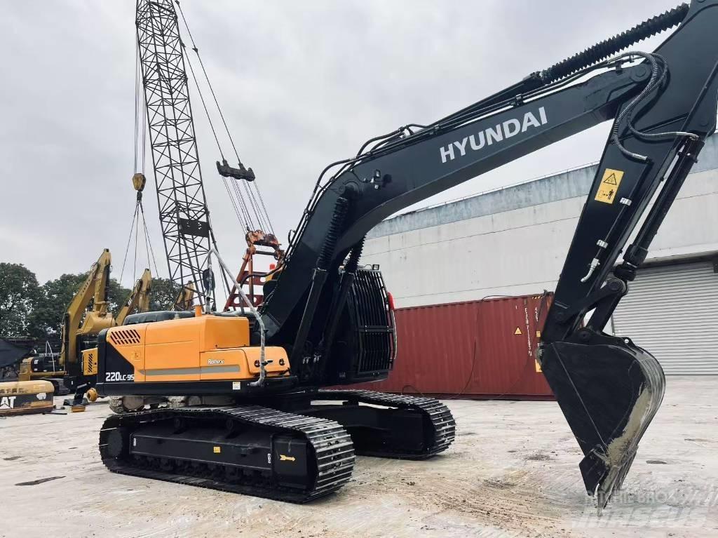 Hyundai R220LC-9S Mini excavators  7t - 12t