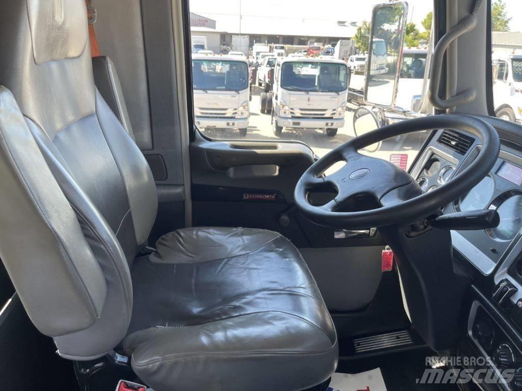 Kenworth T 800 Conventional Trucks / Tractor Trucks