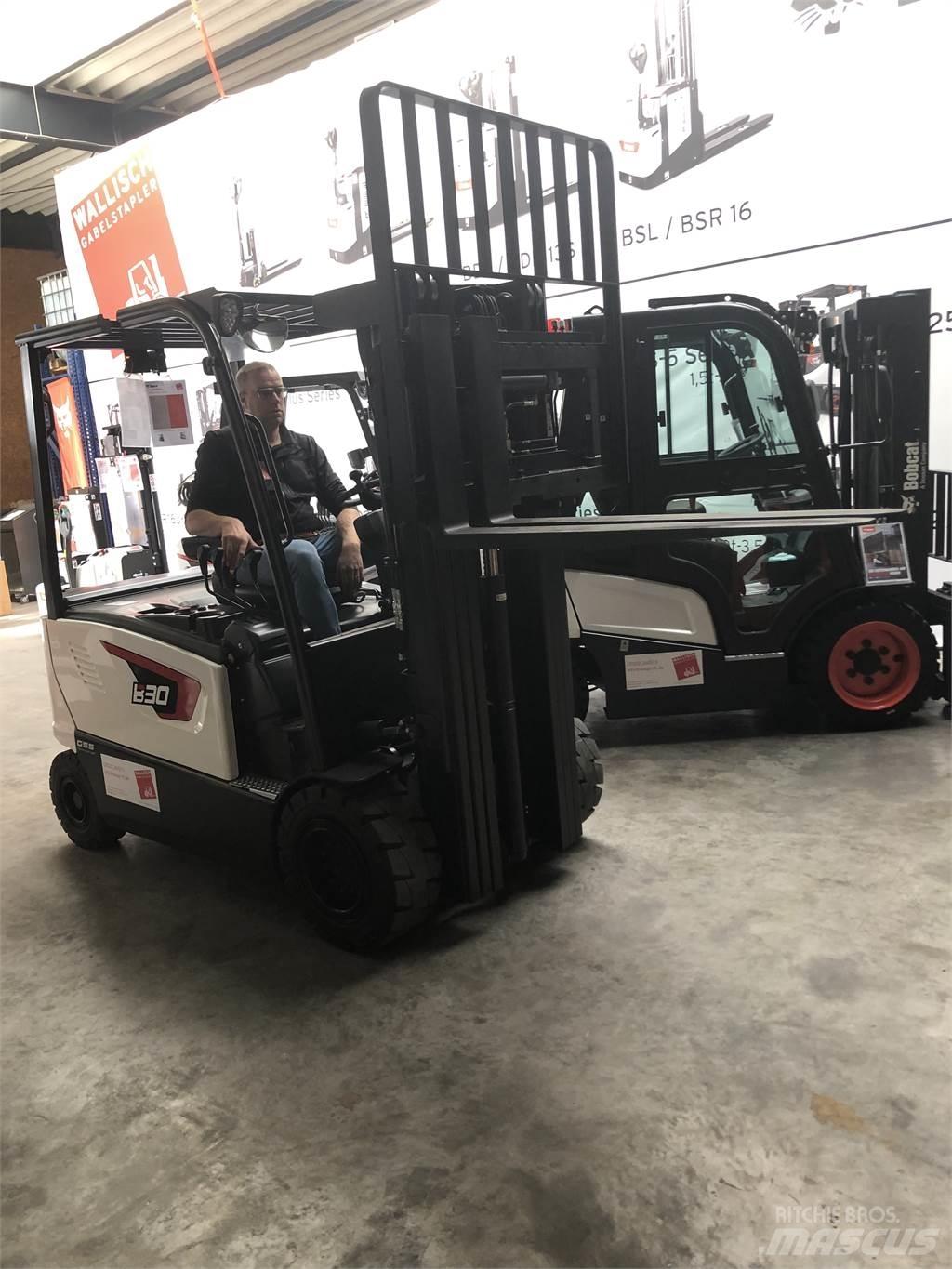  B30X-7Plus Electric Forklifts
