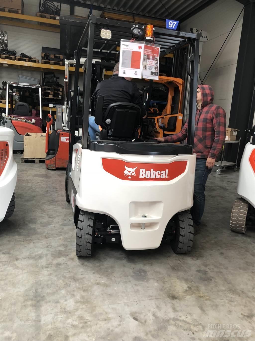  B30X-7Plus Electric Forklifts