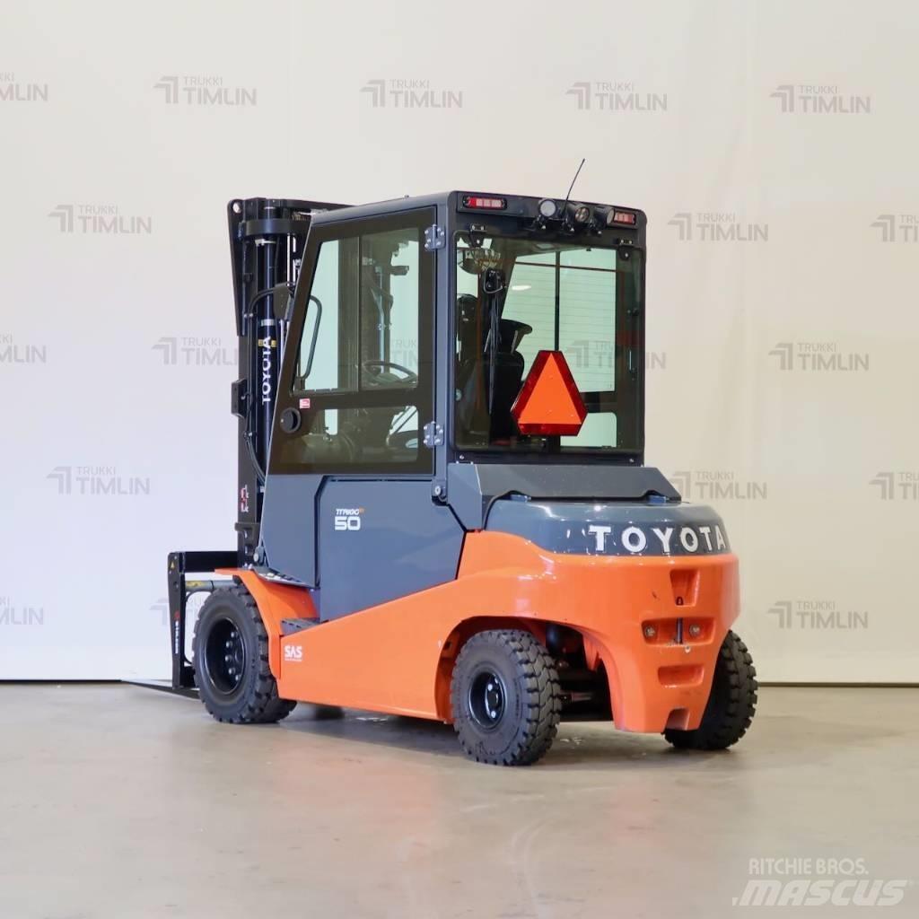 Toyota 8FBMT50 Electric Forklifts