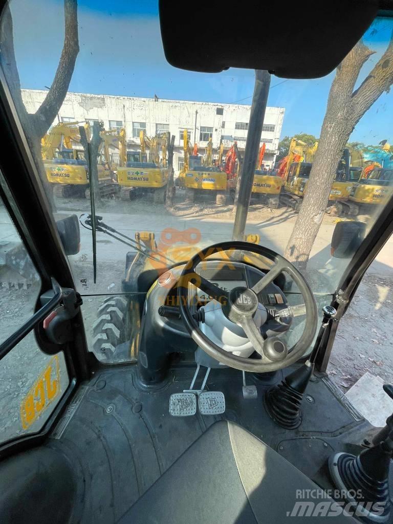 JCB 3 CX Backhoe Loaders
