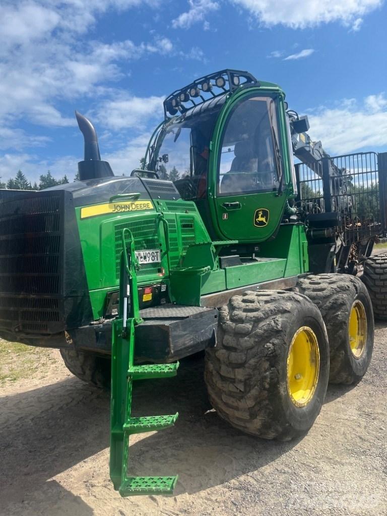 John Deere 1510 G Forwarders