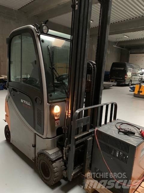 Still RX60-16 Electric Forklifts